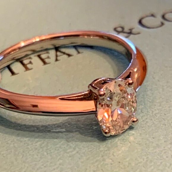 SOLD    TIFFANY Platinum Diamond .70ct Solitaire Oval Engagement Ring, VVS2 - Picture 4 of 6